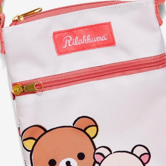 Rilakkuma Strawberry Passport Crossbody Bag - Picture 4 of 7
